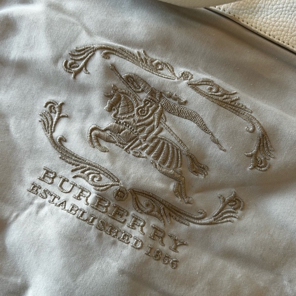 Authentic Burberry Roll-Up Stowell Tote - Cream - Picture 5 of 16